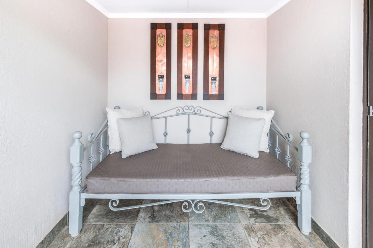 Adato Guesthouse Почефструм Экстерьер фото