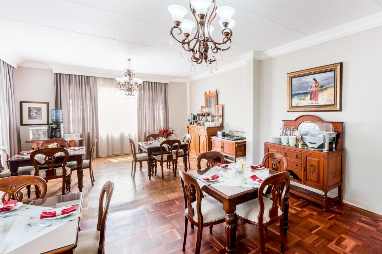 Adato Guesthouse Почефструм Экстерьер фото