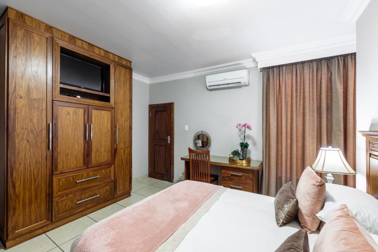 Adato Guesthouse Почефструм Экстерьер фото