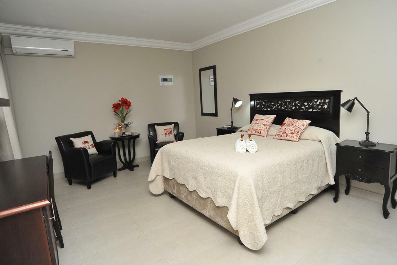 Adato Guesthouse Почефструм Экстерьер фото